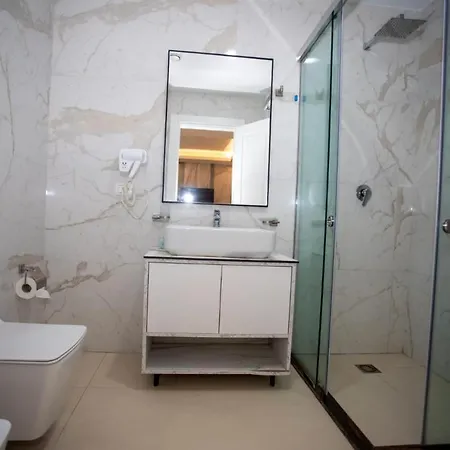 Hotel Tanushaj Shëngjin
