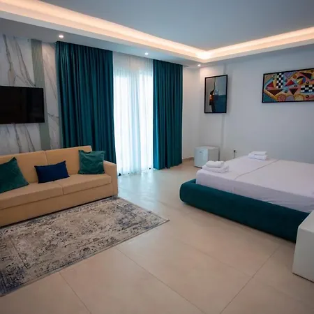Tanushaj Hotel 5*