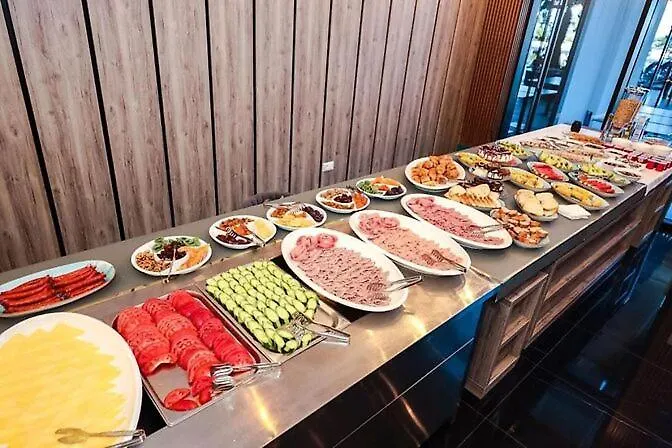 Hotel Tanushaj Shëngjin