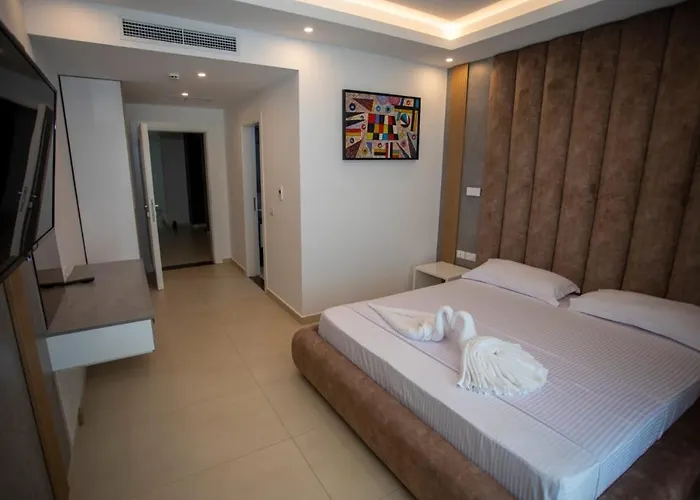 Tanushaj 5* Shëngjin