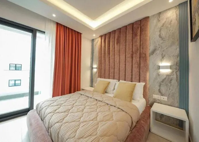 Tanushaj 5* Shëngjin